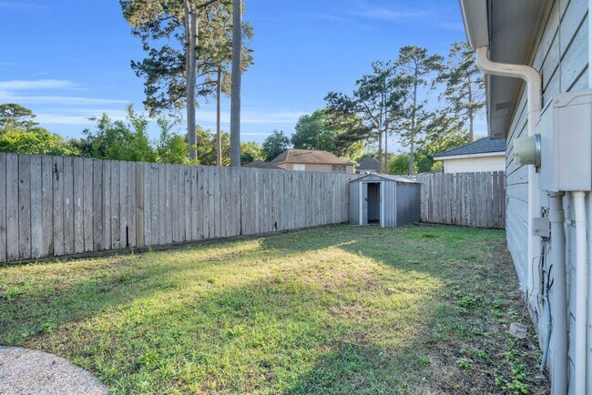 Building Photo - 12411 Exbury Ct
