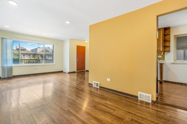 Building Photo - 8840 S Halsted St