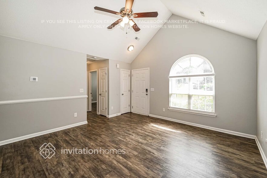 Building Photo - 915 Jordans Pond Ln