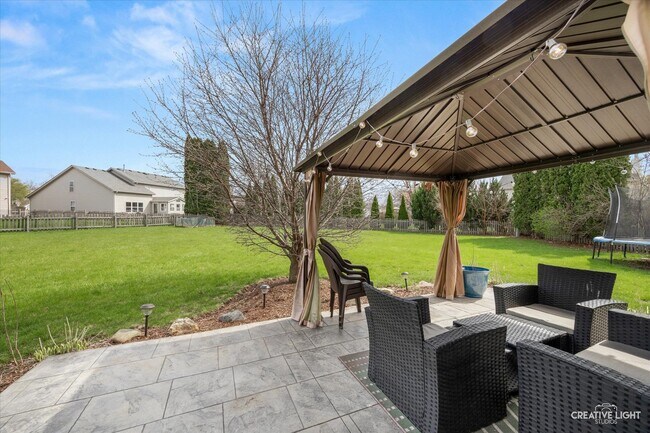 Building Photo - 2219 Beaumont Ct