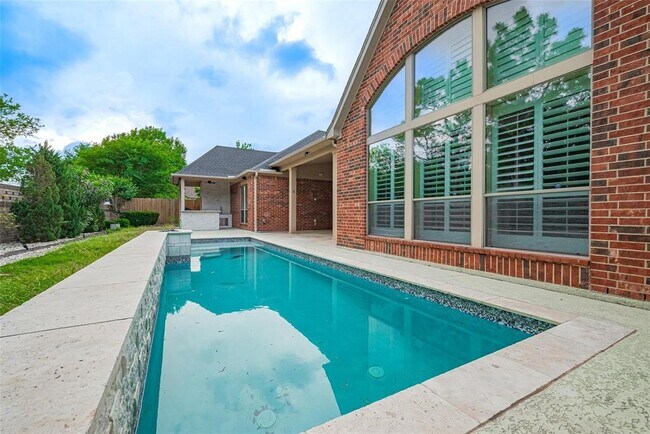 Building Photo - 25307 Oakton Springs Dr