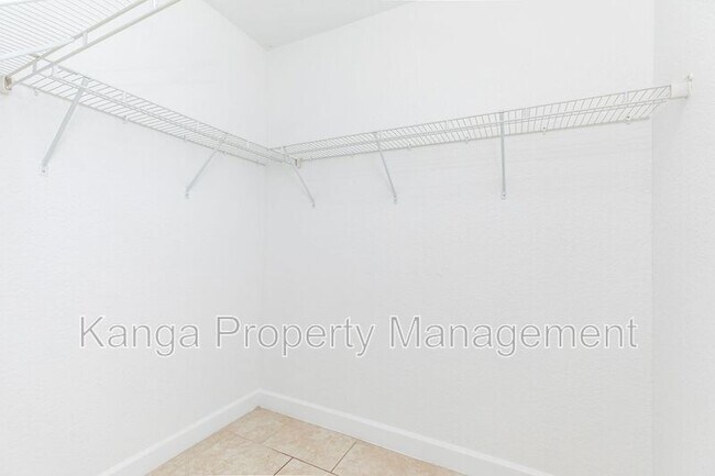 Building Photo - 3525 NW 114th Ln