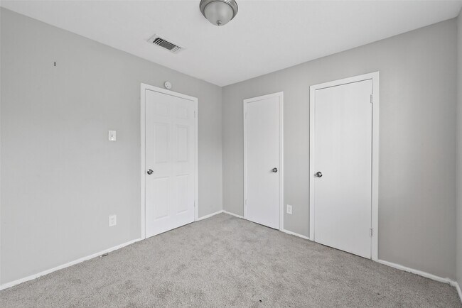 Building Photo - 8203 Lone Quail Dr