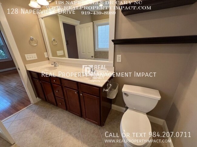 Building Photo - 128 Naperville Dr