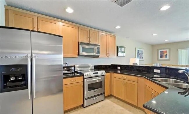 Building Photo - 8989 Lancaster St