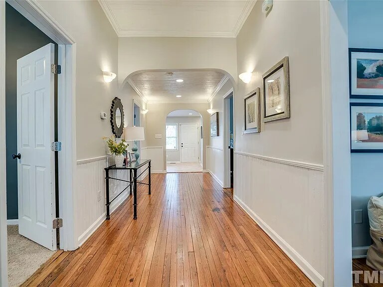 Building Photo - 1204 N Elizabeth St