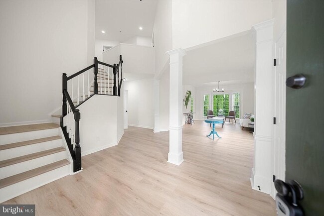 Building Photo - 12399 Brown Fox Way