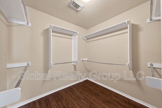 Building Photo - 4951 Orchid Star