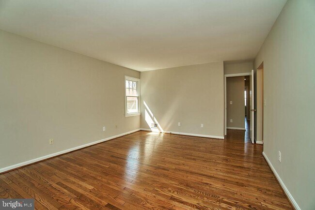 Building Photo - 8588 Coral Gables Ln