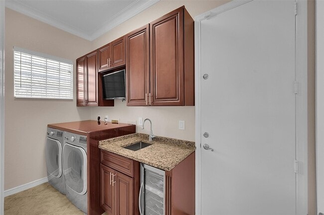 Building Photo - 4345 Key Lime Blvd