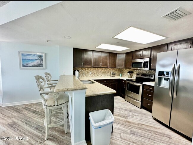 Building Photo - 2967 S Atlantic Ave