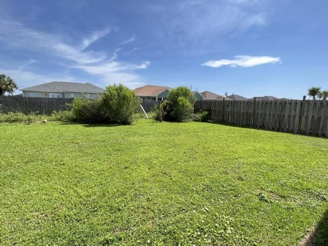Building Photo - 4840 McCall Ln