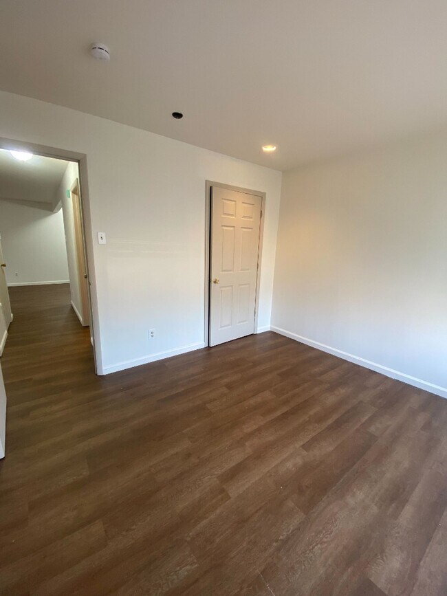 Building Photo - 3737 C Morganford