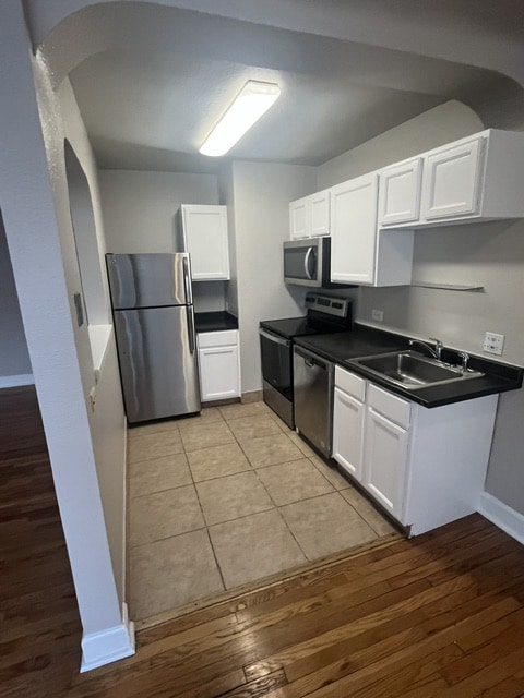 Building Photo - Apex 1101