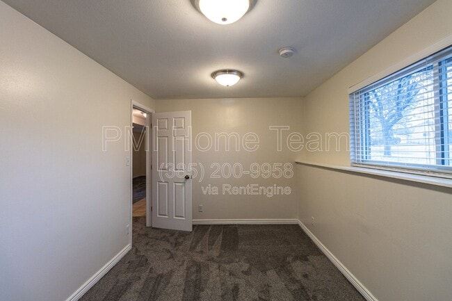 Building Photo - 2205 N 1100 W