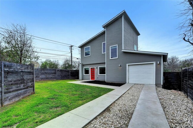 Building Photo - 6902 Carver Ave