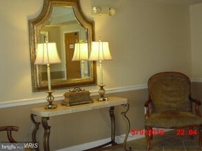 Building Photo - 5800 Clipper Ln