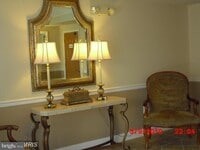 Building Photo - 5800 Clipper Ln