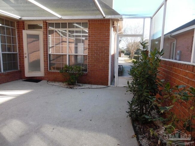 Building Photo - 4078 Oak Pointe Dr