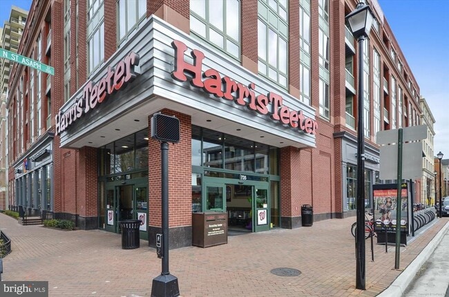 Building Photo - 101 N West St