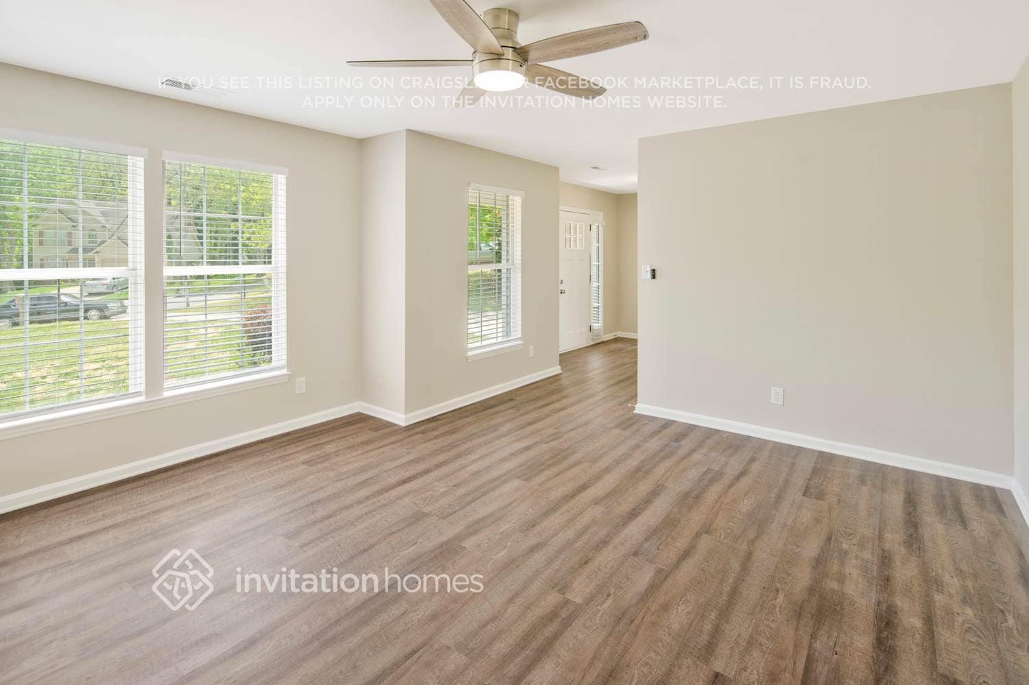 Building Photo - 9403 Fetlock Ct