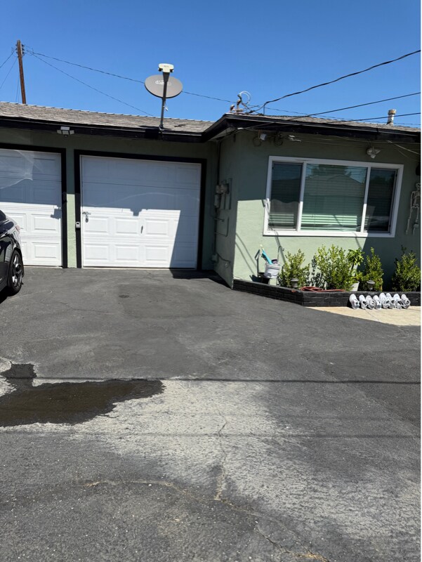 Building Photo - 3251 Stevens Ave