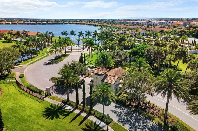 Building Photo - 660 Ravello Blvd