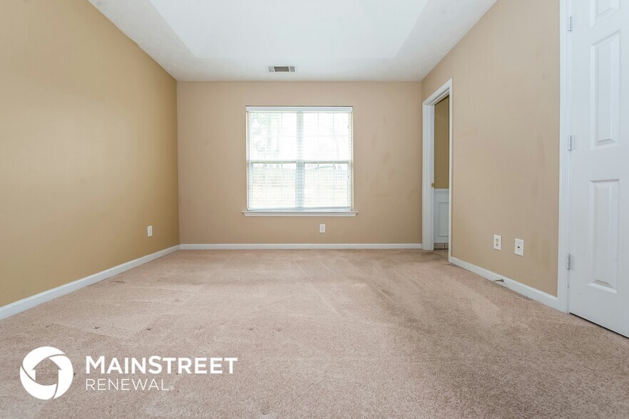 Building Photo - 11219 Knotty Pine Pl