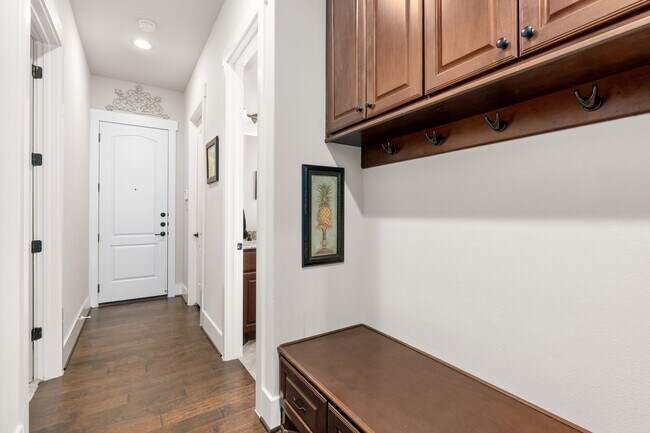 Building Photo - 4616 Avery Way