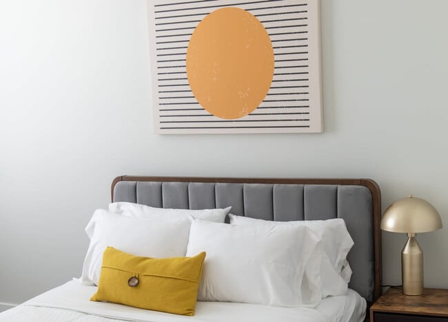 Building Photo - 228 Pike St