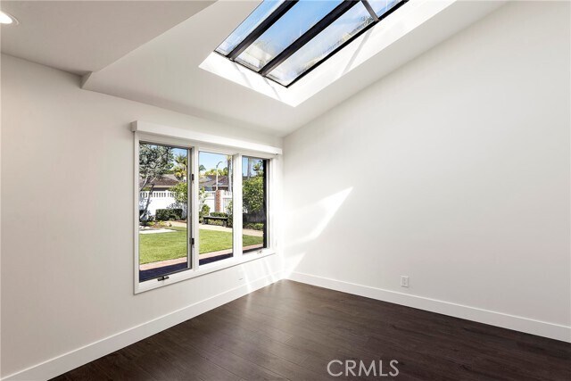 Building Photo - 1901 Altura Dr