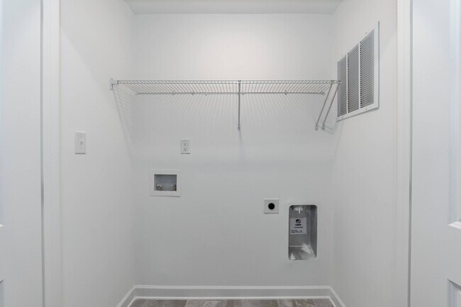 Building Photo - 737 Grover Ln