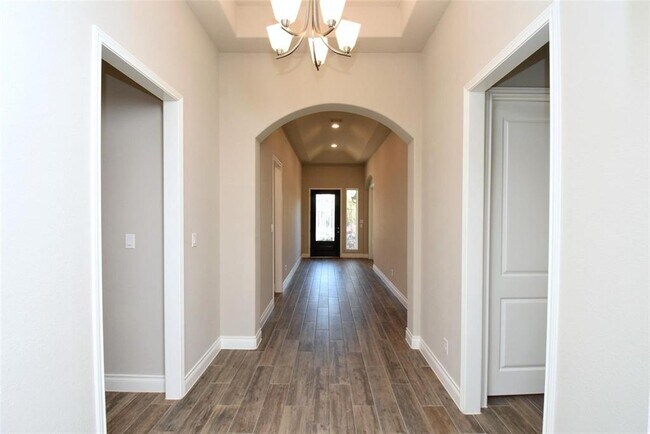 Building Photo - 221 Red Petal Wy