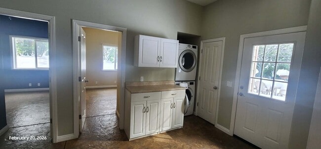 Building Photo - 18449 Shasta Dam Way