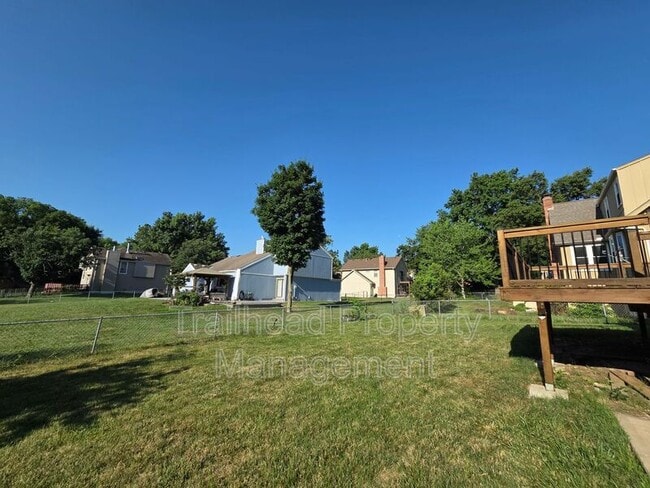 Building Photo - 13325 W 104th St