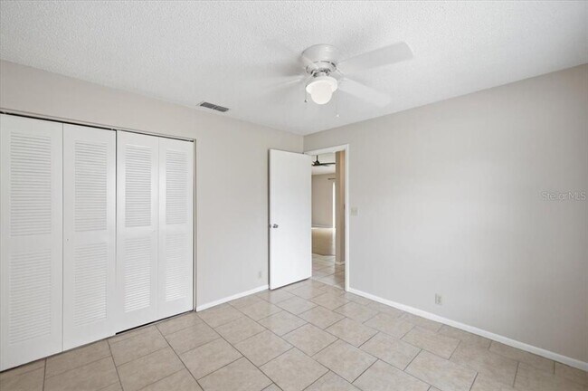 Building Photo - 1901 Castle Bay Ct