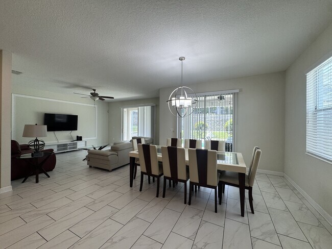 Building Photo - 1564 Tempo Ln