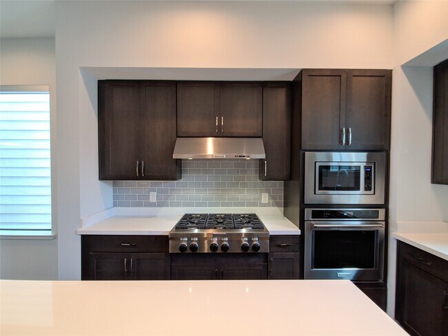 Building Photo - 4307 Schuler St
