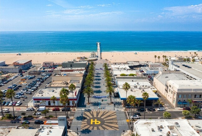 Building Photo - Top Floor 1 bedroom apartment Hermosa Beach