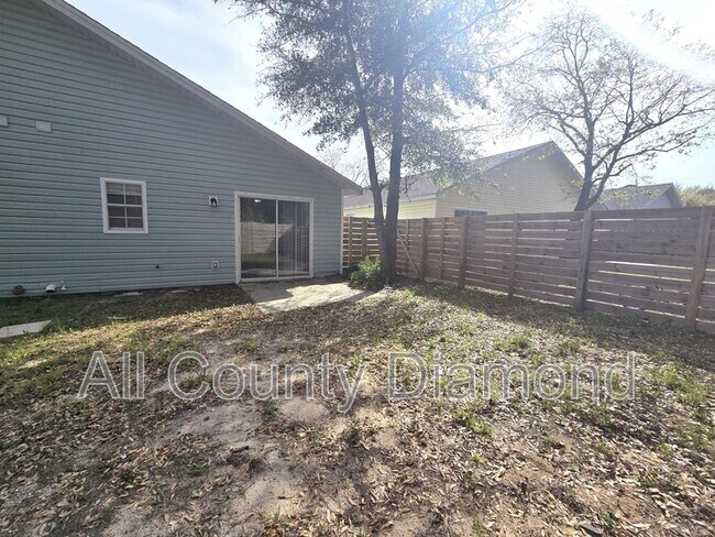 Building Photo - 9022 Houston St