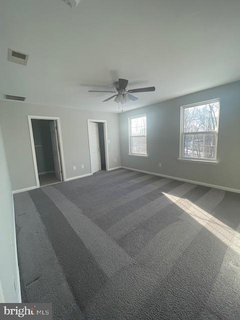 Building Photo - 19 Sir Thomas Ln