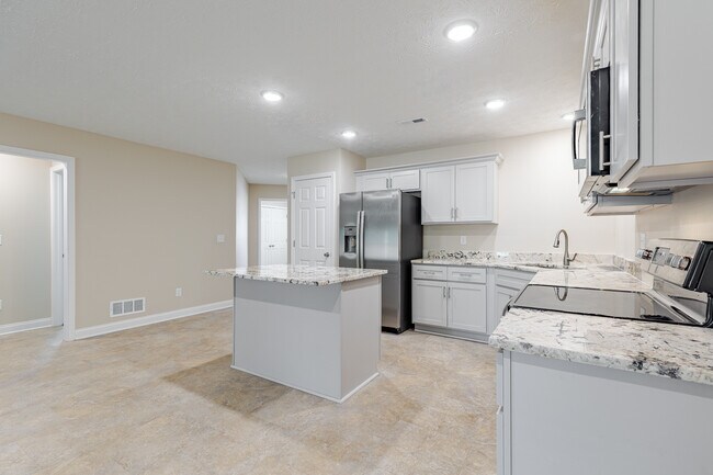 Building Photo - 305 Breckinridge Cir