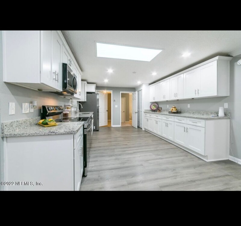 Building Photo - 4157 Autrey Ave E