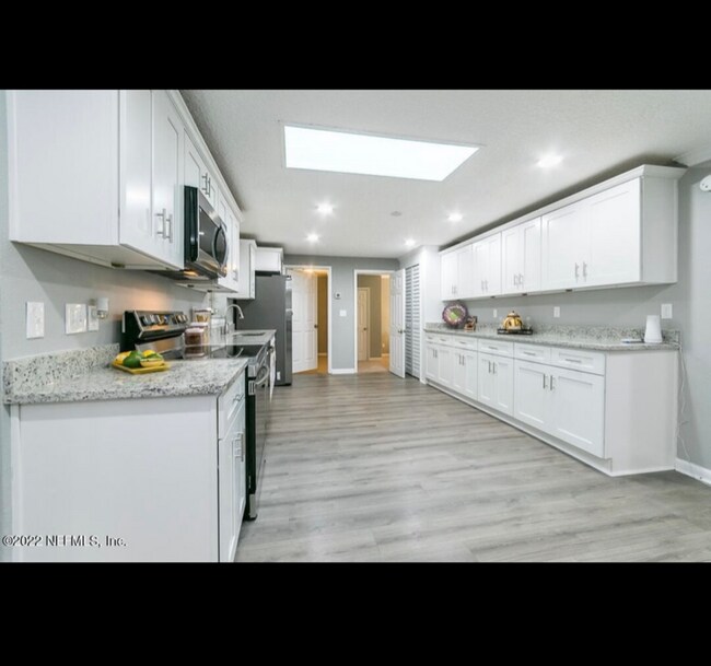 Building Photo - 4157 Autrey Ave E