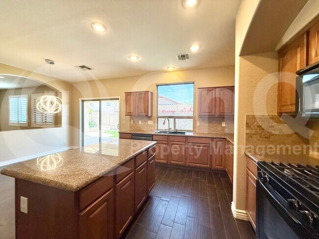 Building Photo - 16111 W Winslow Dr