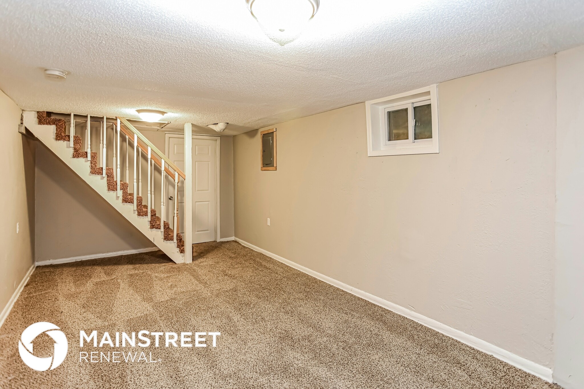 Building Photo - 7308 Maywood Ave