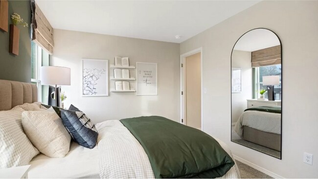 Building Photo - 4233 SE Elijah Ct