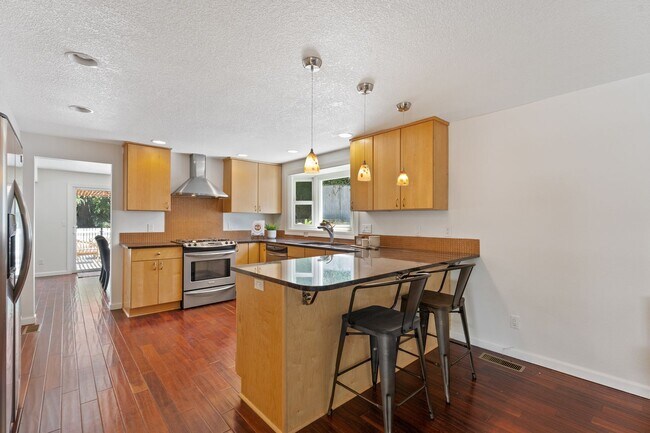 Building Photo - Stylish 3BR Beaverton Ranch w/ RV Parking & Hot Tub
