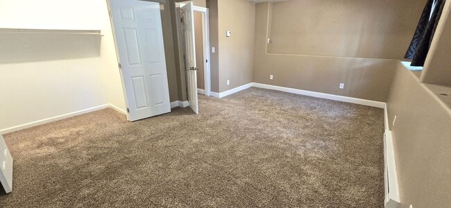 Building Photo - 2 Bedroom, 1.5 Bathroom, 1 Car Garage For Rent In The 4-J Subdivision