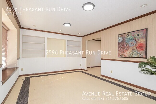 Building Photo - 2596 Pheasant Run Dr